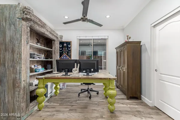 $825,000 | 294 South Ironwood Street, Gilbert, AZ 85296