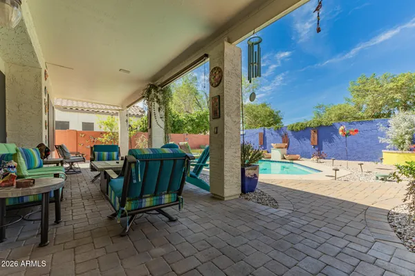 $825,000 | 294 South Ironwood Street, Gilbert, AZ 85296