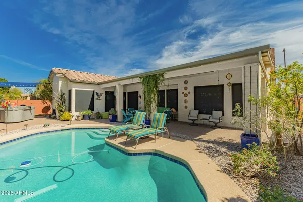 $825,000 | 294 South Ironwood Street, Gilbert, AZ 85296
