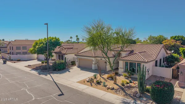$825,000 | 294 South Ironwood Street, Gilbert, AZ 85296