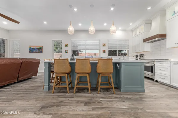 $825,000 | 294 South Ironwood Street, Gilbert, AZ 85296