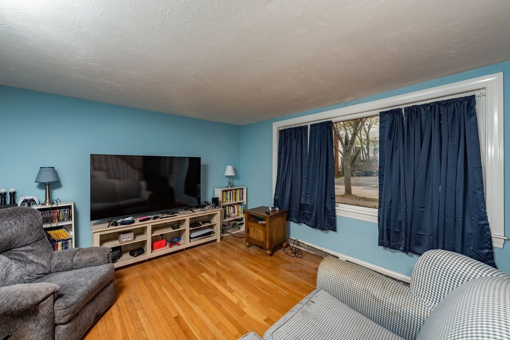 56 Alrick Road Quincy, MA 02169 - Photo 13 of 28 Gallery Image 13
