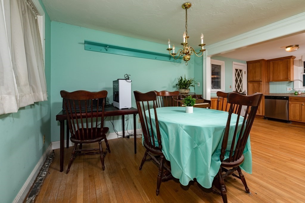 56 Alrick Road Quincy, MA 02169 - Photo 16 of 28 Gallery Image 16