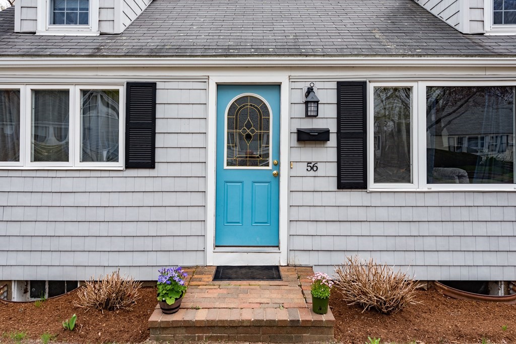 56 Alrick Road Quincy, MA 02169 - Photo 3 of 28 Gallery Image 3