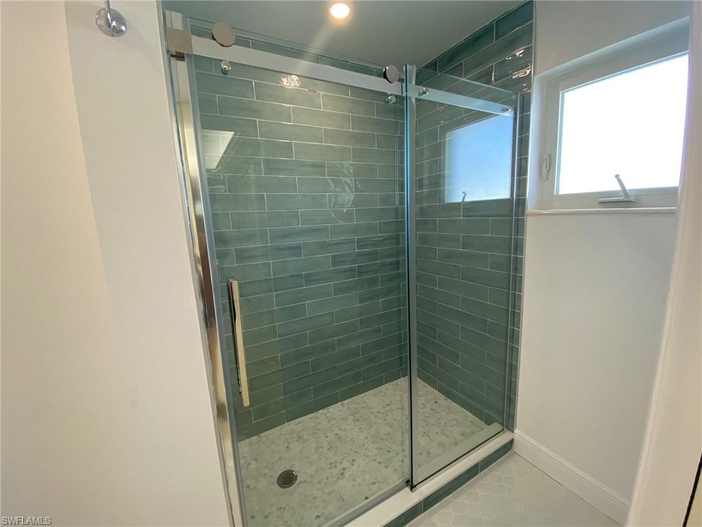 660 Regatta Road Naples, FL 34103 - Photo 10 of 17