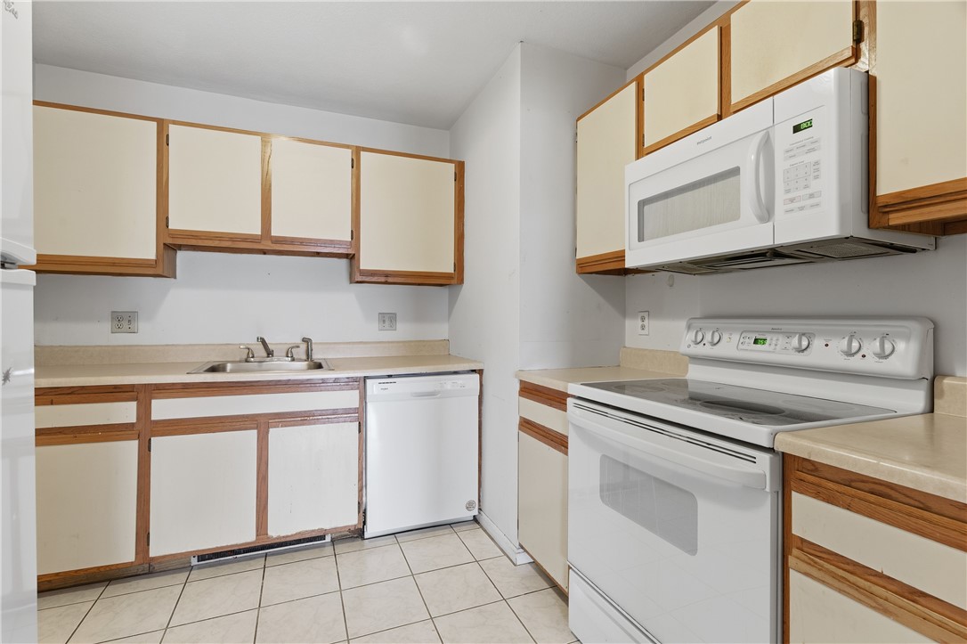 200 Manville Hill Road, Unit 41 Cumberland, RI 02864 - Photo 2 of 22