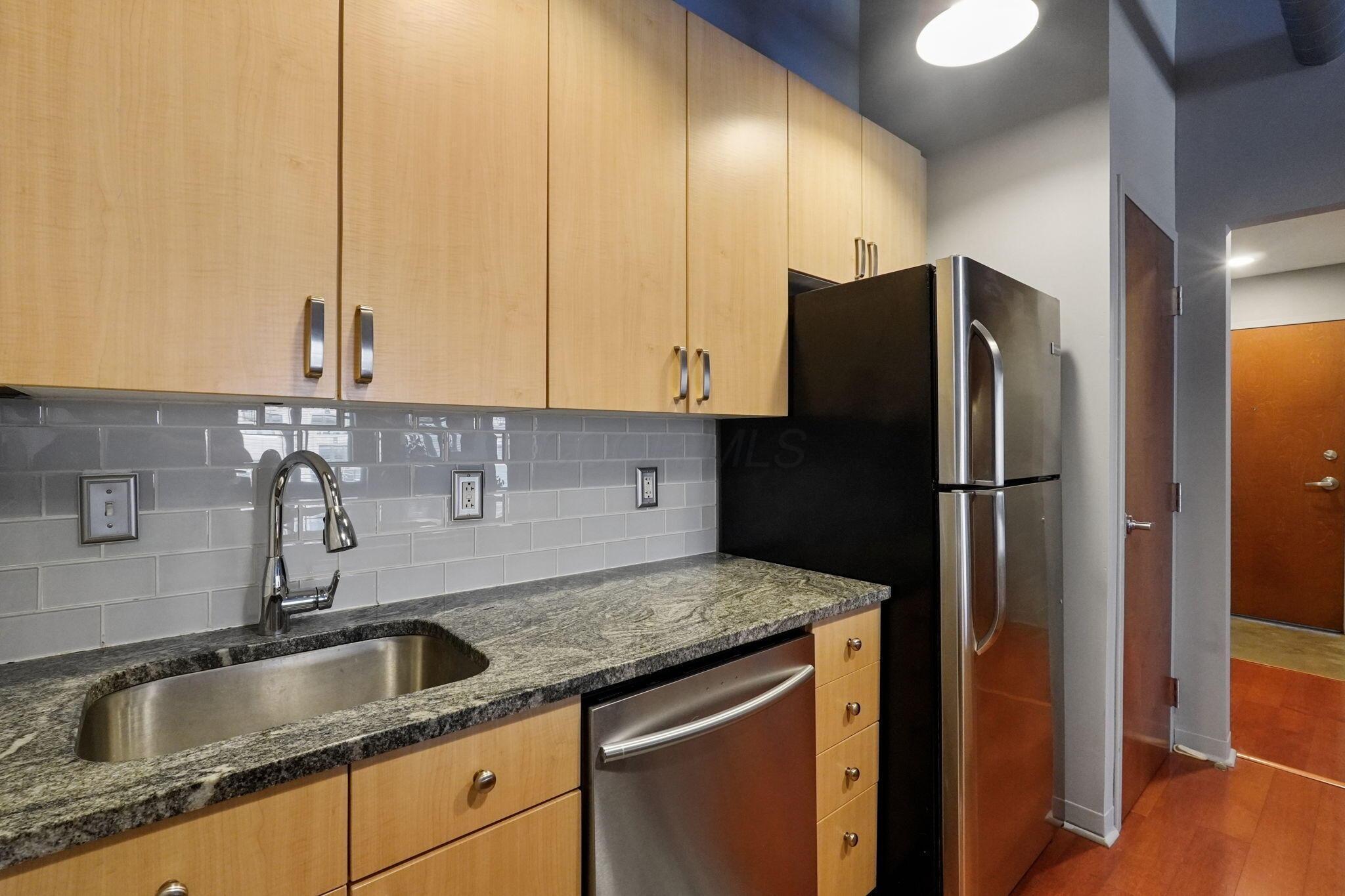 769 North High Street, Unit R308 Columbus, OH 43215 - Photo 11 of 24