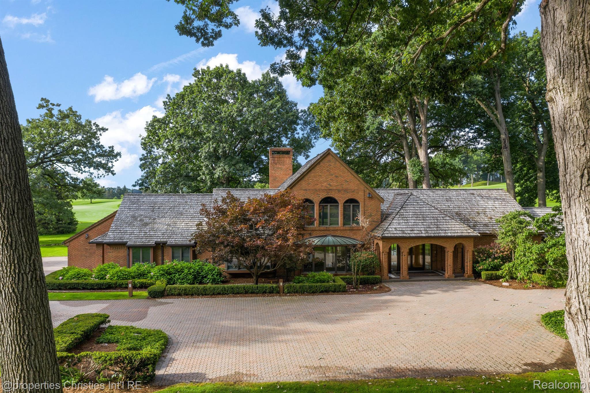 1895 Rathmor Road Bloomfield Hills, MI 48304 - Photo 2 of 58 Gallery Image 2