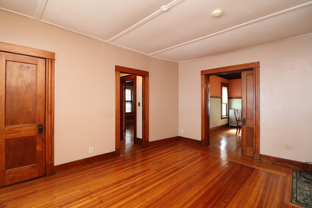 145 Dickinson Street Springfield, MA 01108 - Photo 5 of 42 Gallery Image 5
