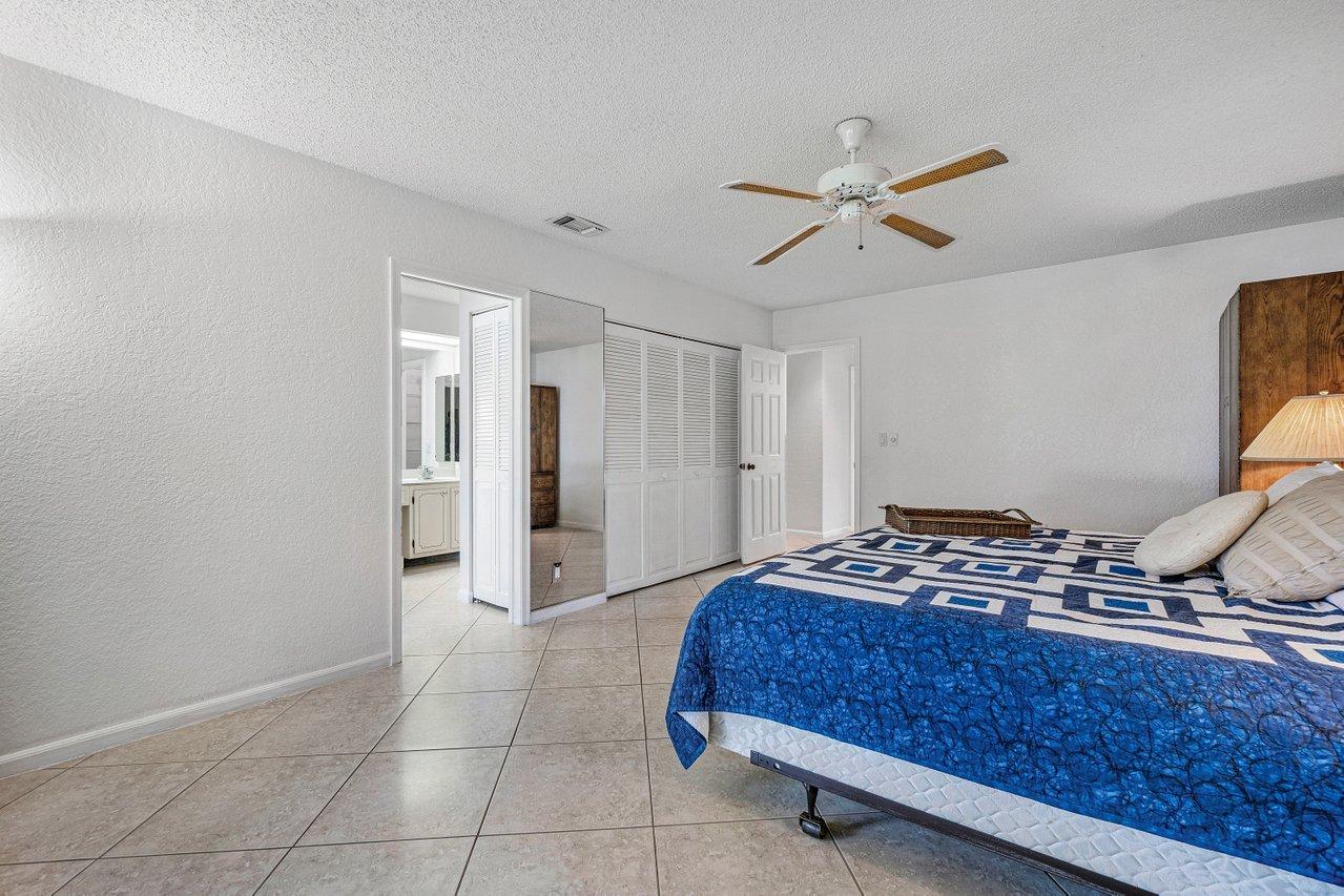 5865 Colony Court Boca Raton, FL 33433 - Photo 14 of 24 017-5865ColonyCourt-BocaRaton-FL-33433-S