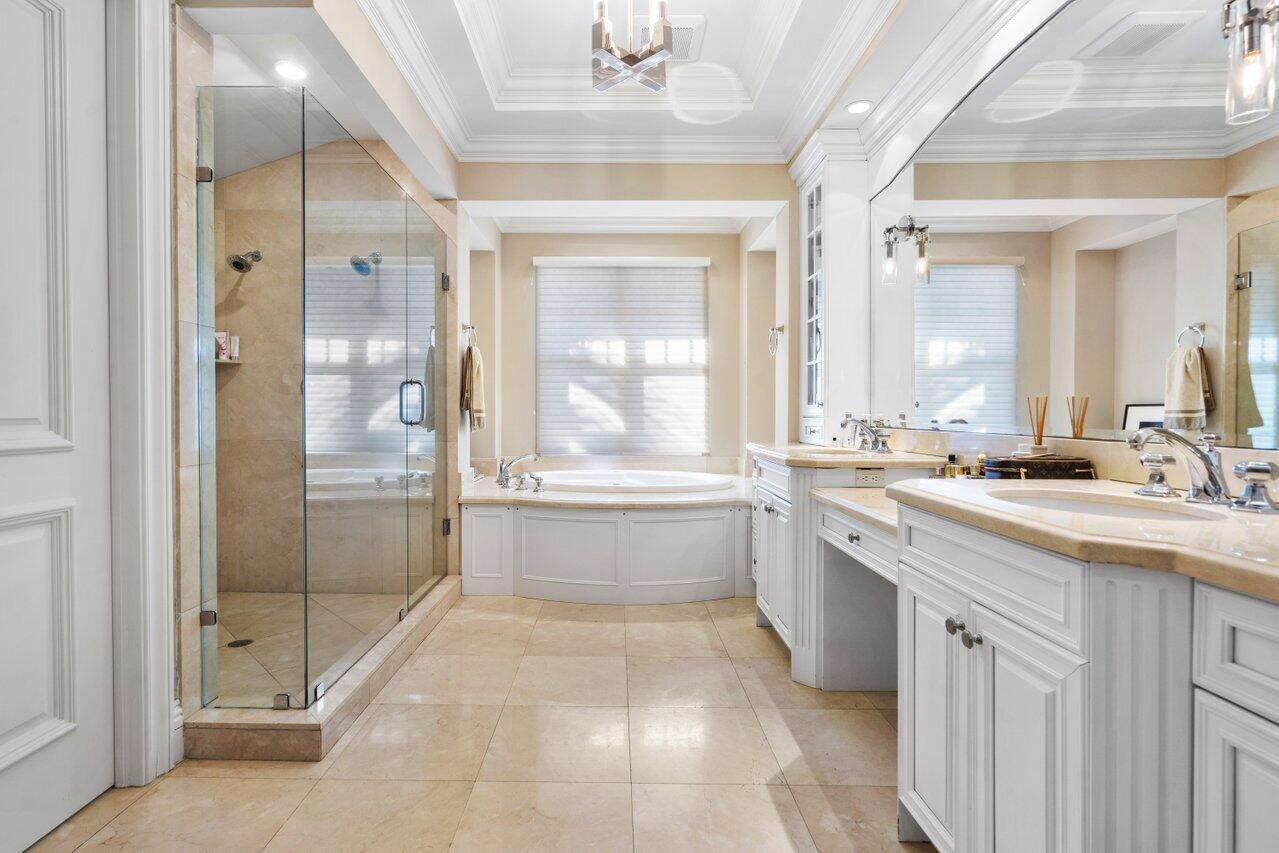 1625 Sabal Palm Drive Boca Raton, FL 33432 - Photo 23 of 44 Primary Bathroom