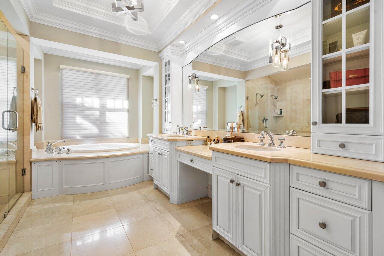 1625 Sabal Palm Drive Boca Raton, FL 33432 - Photo 24 of 44 Primary Bathroom