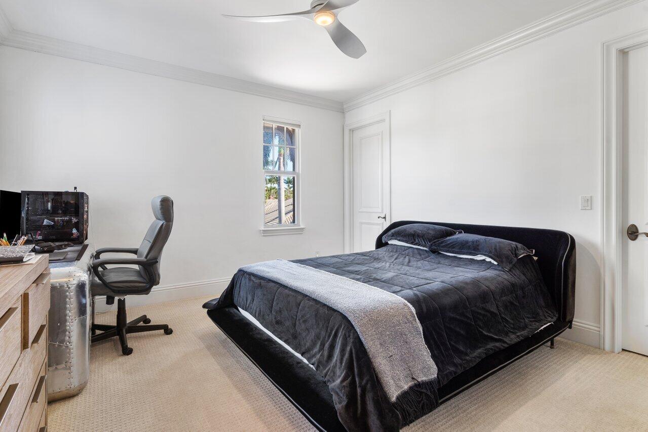 1625 Sabal Palm Drive Boca Raton, FL 33432 - Photo 30 of 44 Guest Room
