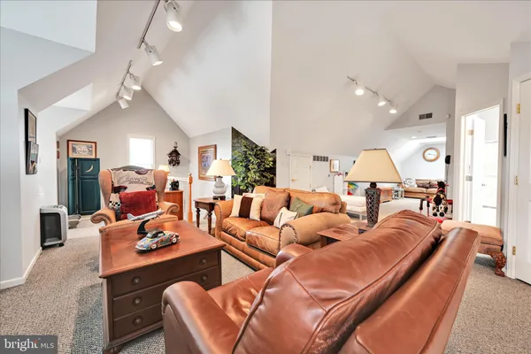 $1,295,000 | 1161 Sunset Drive, Orwigsburg, PA 17961