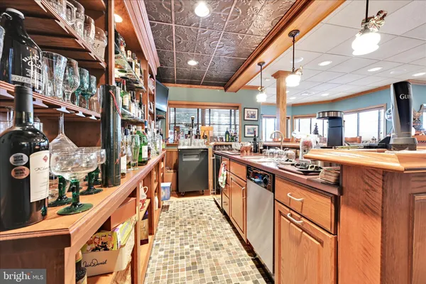 $1,295,000 | 1161 Sunset Drive, Orwigsburg, PA 17961