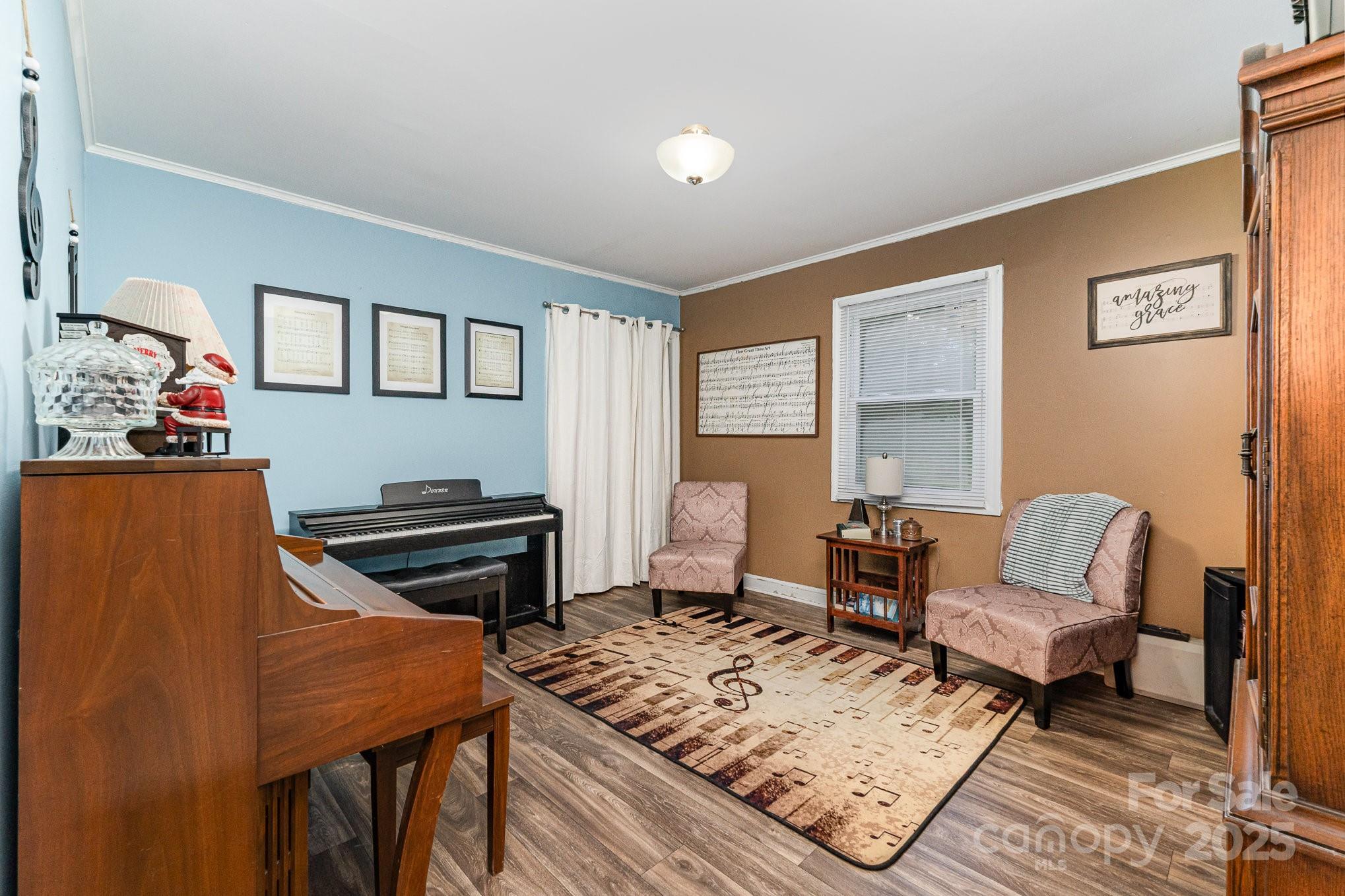 404 Pinkney Road Dallas, NC 28034 - Photo 10 of 16 Gallery Image 10