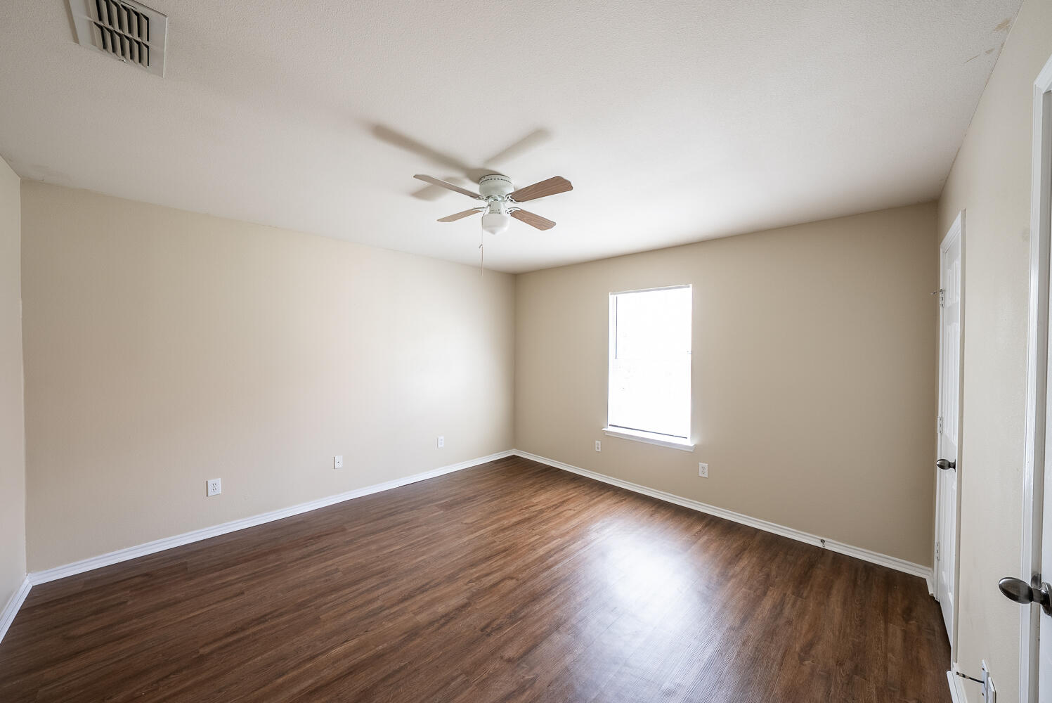 6717 89th Street Lubbock, TX 79424 - Photo 16 of 17 DSC09697