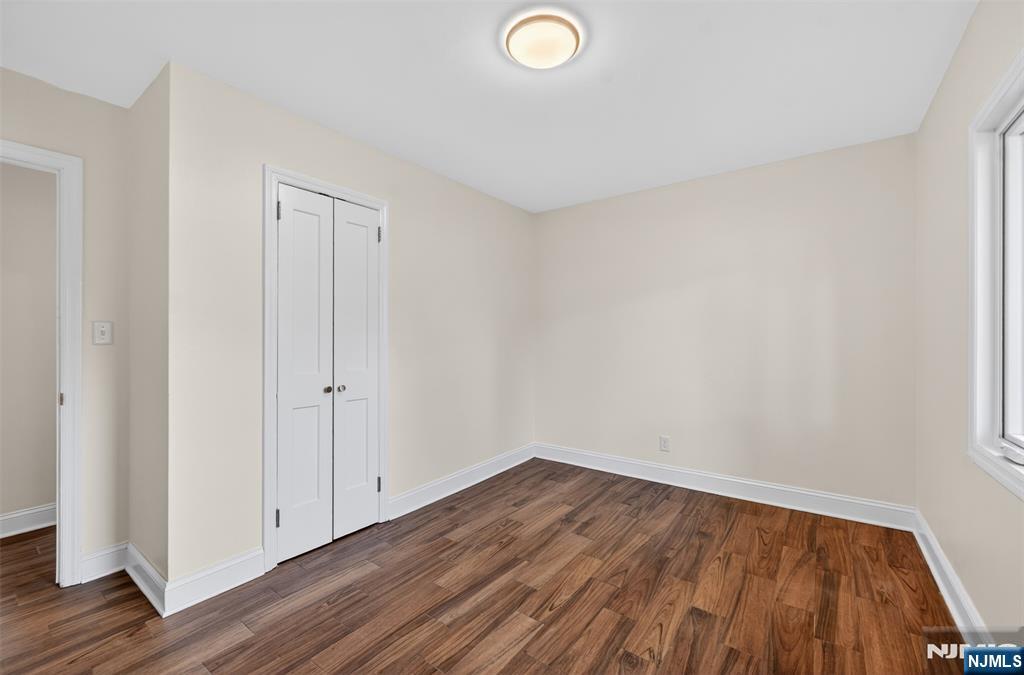 101 Sheldon Street Wyckoff, NJ 07481 - Photo 10 of 17