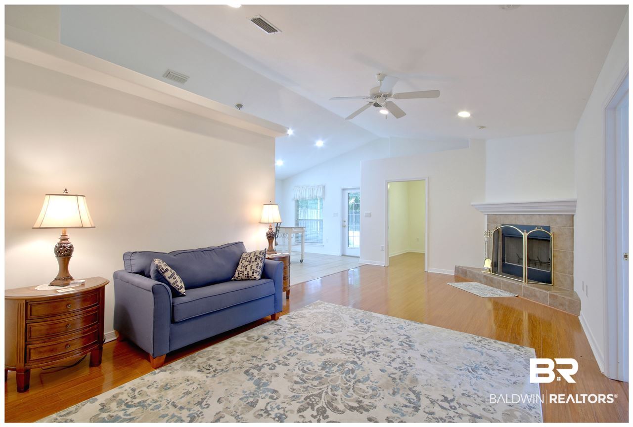 7040 Raintree Lane Gulf Shores, AL 36542 - Photo 3 of 25