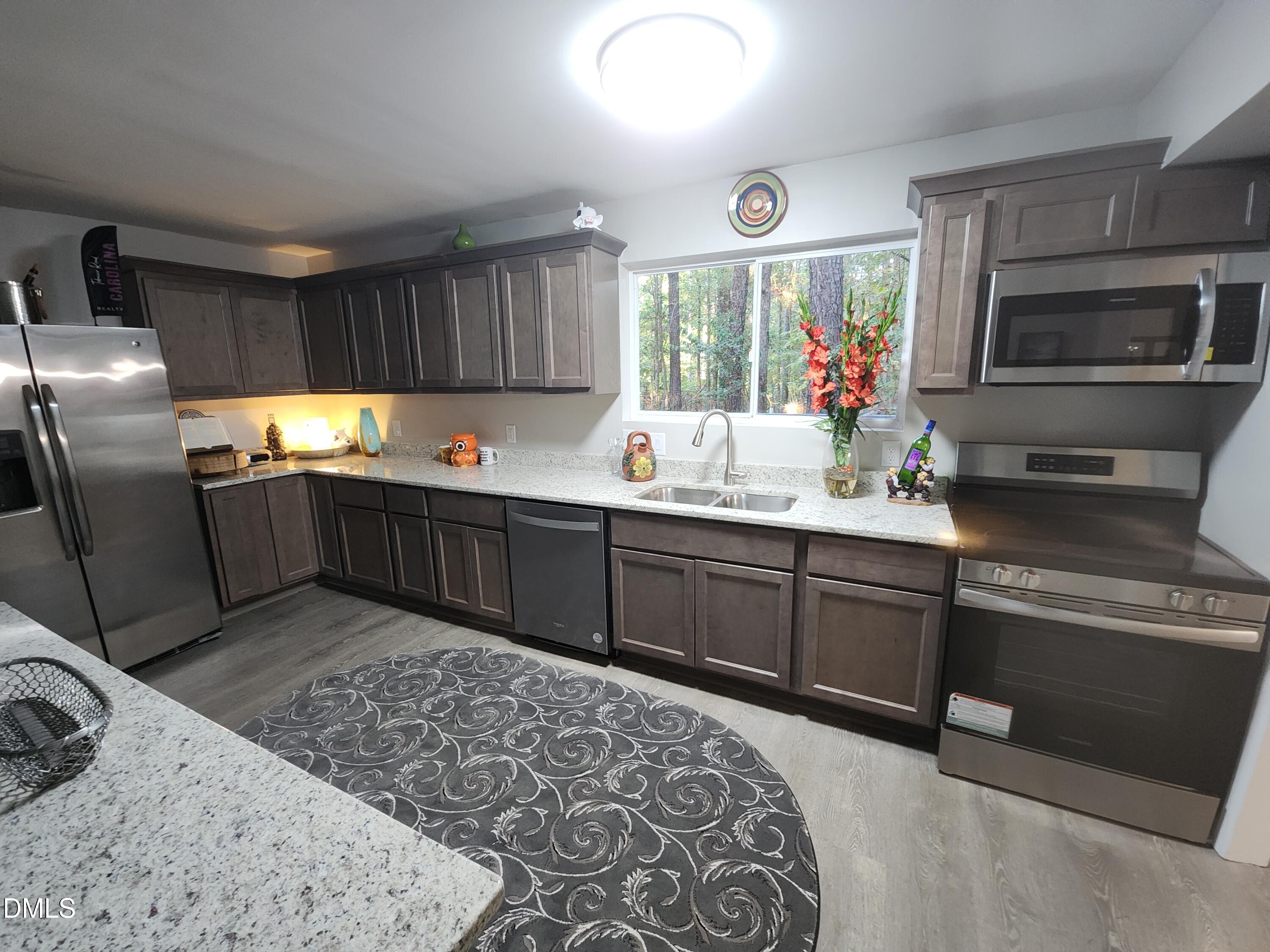 4008 Livingstone Place Durham, NC 27707 - Photo 27 of 37 1000087569
