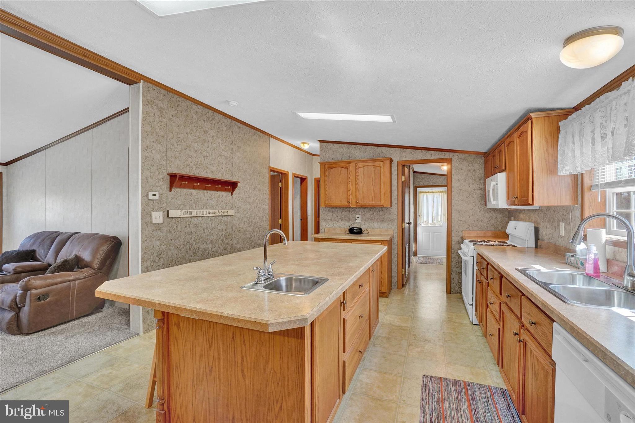 4454 Davidsburg Road Dover, PA 17315 - Photo 9 of 30 Gallery Image 9