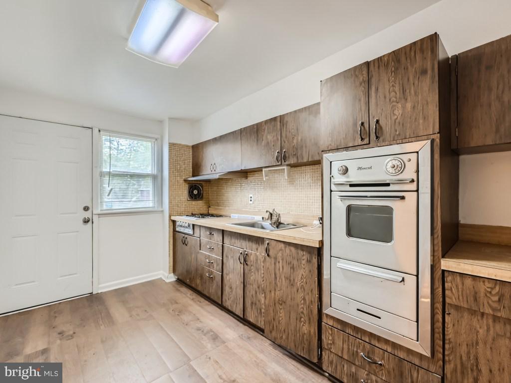 5514 Whitwood Road Baltimore, MD 21206 - Photo 11 of 28