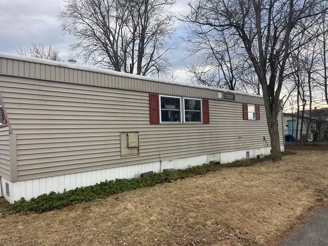 $75,500 | 32 Better Way, Springfield, MA 01119