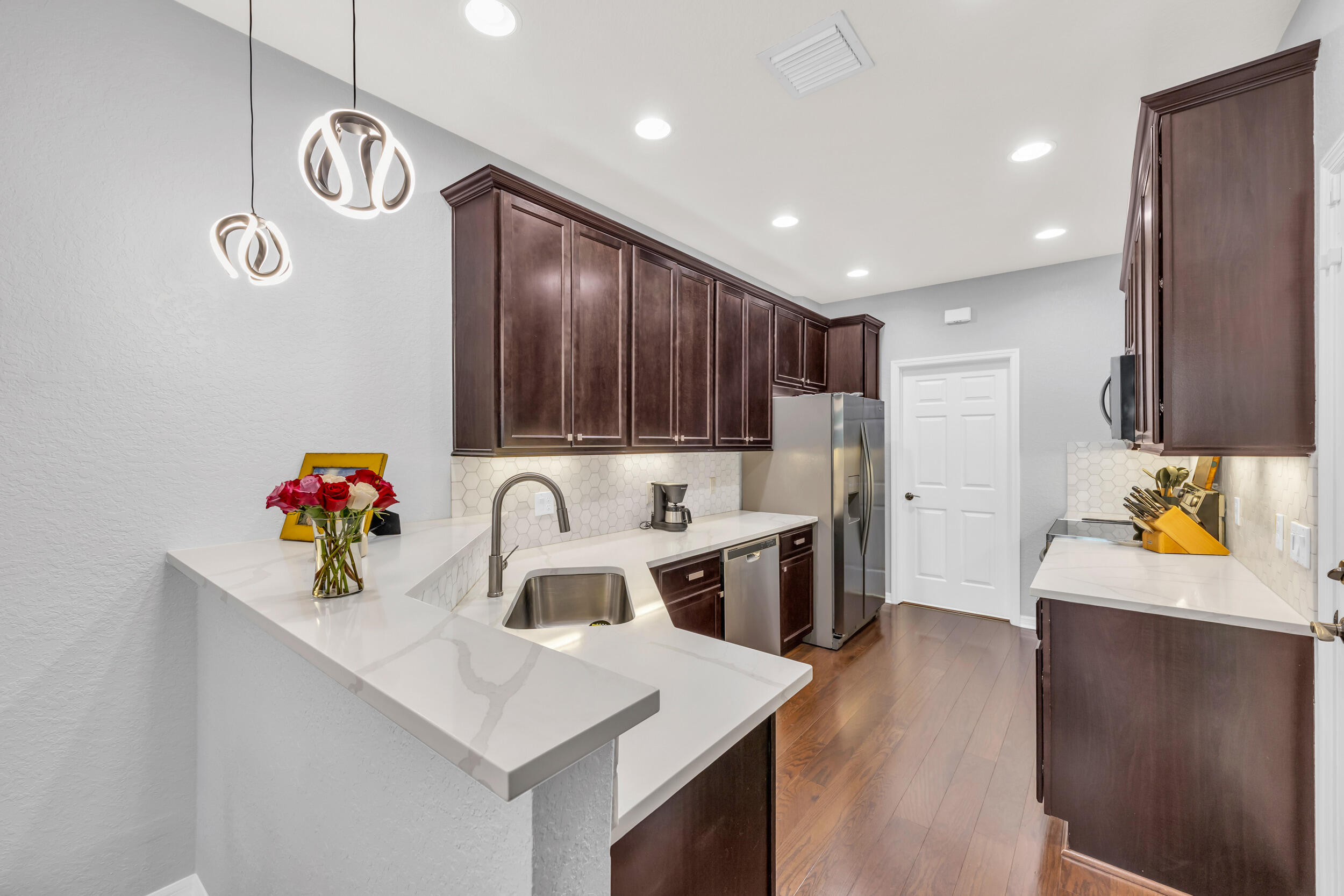 1173 Dakota Drive Jupiter, FL 33458 - Photo 12 of 26 15_8p3a8611