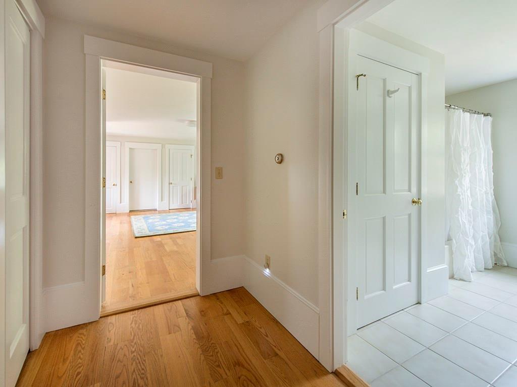 450 Lawrence Road Pownal, ME 04069 - Photo 17 of 33 Bathroom