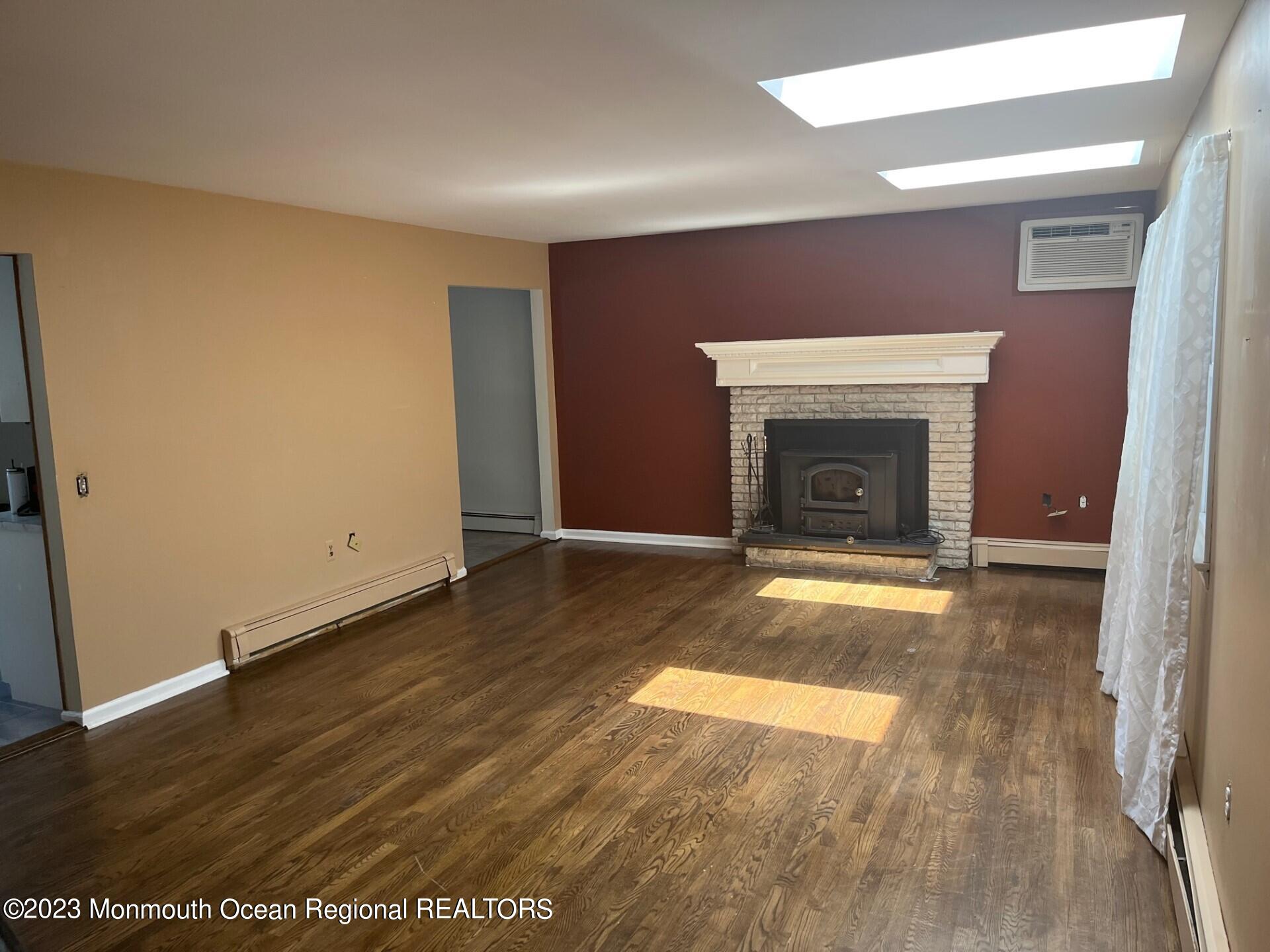 1411 Gully Road Neptune, NJ 07753 - Photo 11 of 20 thumbnail_IMG_1637