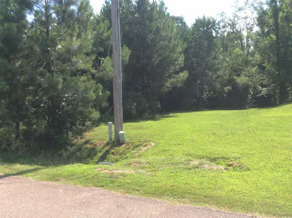 $27,500 | 737 Forest Woods Drive, Unit 48, Byram, MS 39272