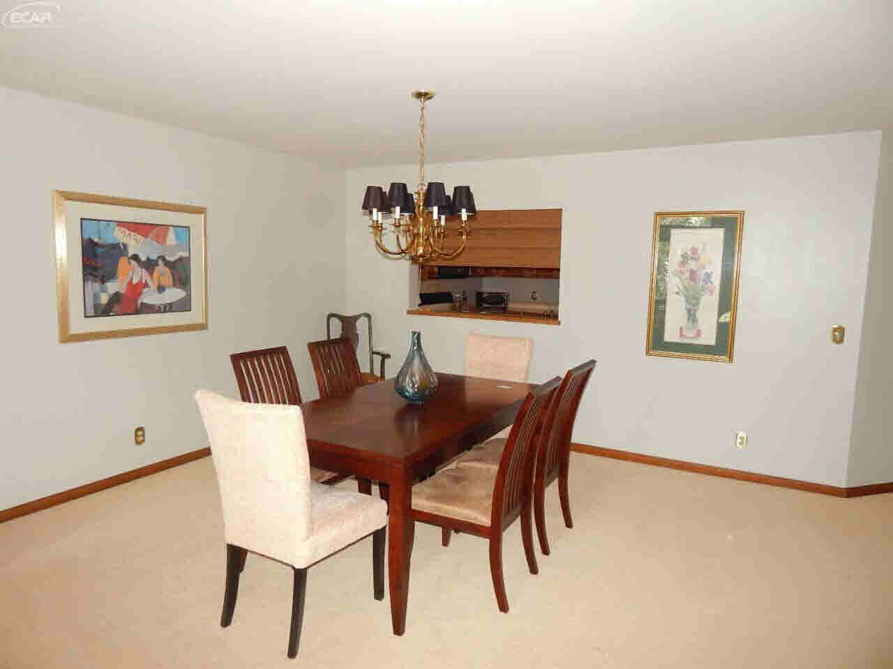 6613 Flushing Road Flushing, MI 48433 - Photo 13 of 45 21190657-12.JPG