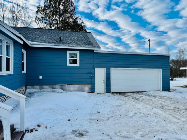 $190,000 | 255 North Maddy Street, McGregor, MN 55760