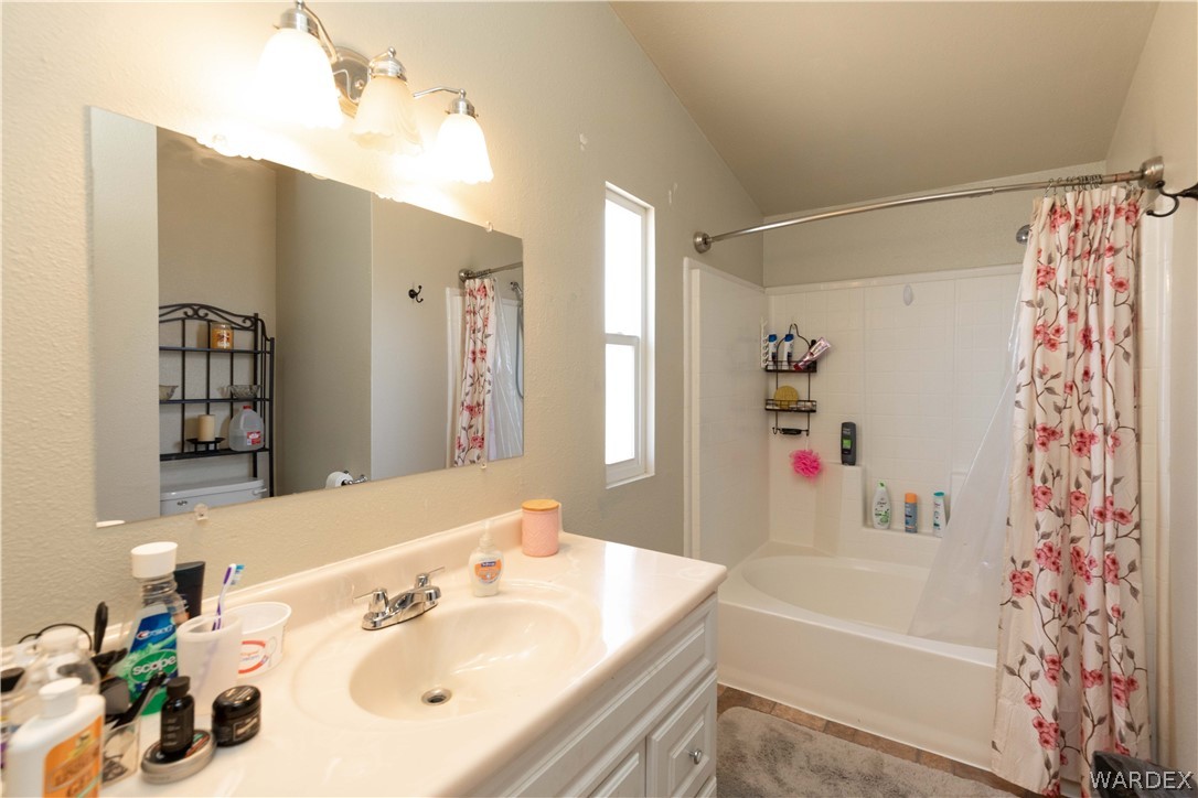 3857 Santa Cruz Road Golden Valley, AZ 86413 - Photo 13 of 21 Gallery Image 13