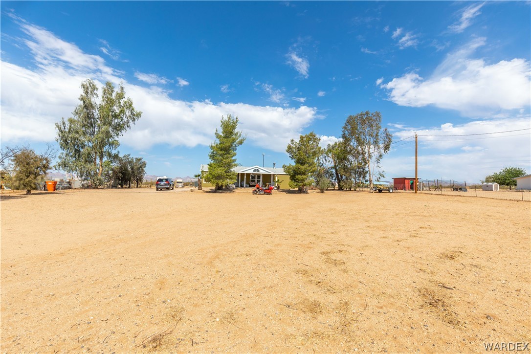 3857 Santa Cruz Road Golden Valley, AZ 86413 - Photo 3 of 21 Gallery Image 3