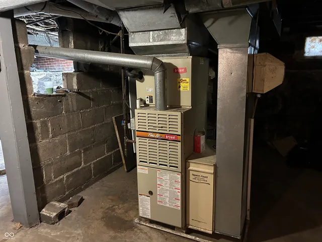 $239,000 | 214 South Howard Street, Oxford, IN 47971