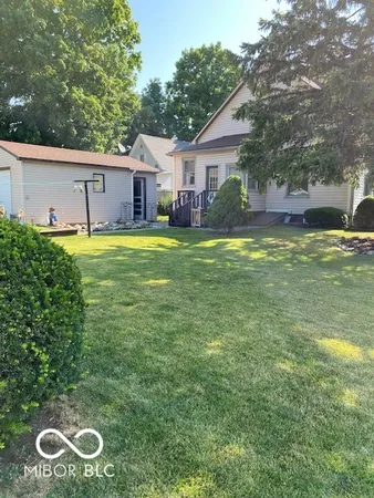 $233,500 | 214 South Howard Street, Oxford, IN 47971