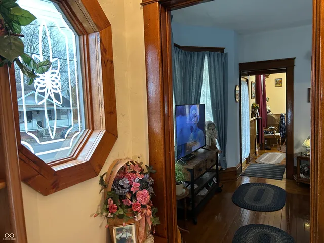 $239,000 | 214 South Howard Street, Oxford, IN 47971