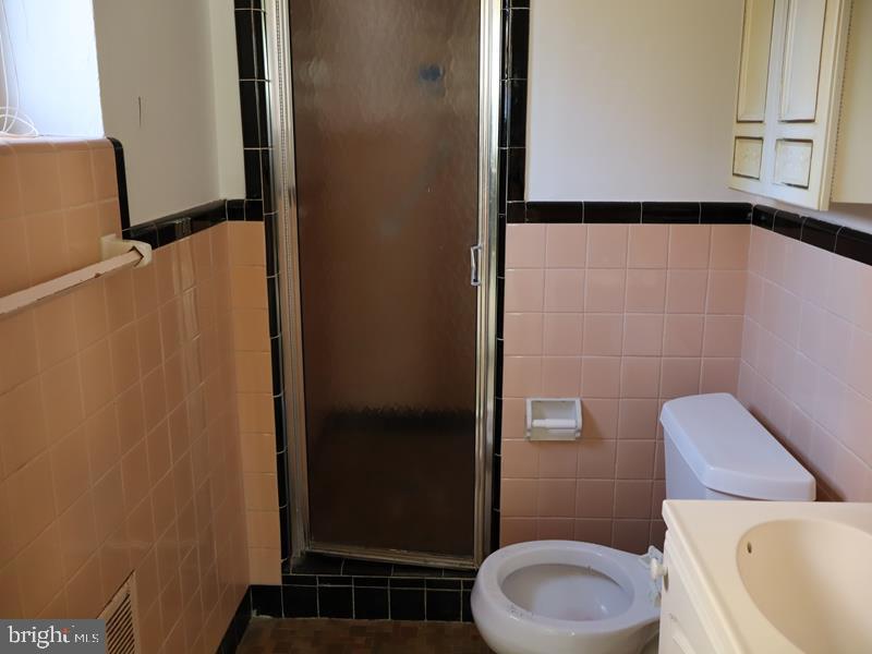 40 Old Lancaster Road, Unit 302 Merion Station, PA 19066 - Photo 19 of 23