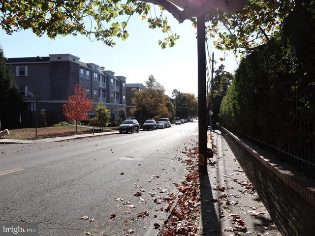 $342,000 | 40 Old Lancaster Road, Unit 302, Merion Station, PA 19066