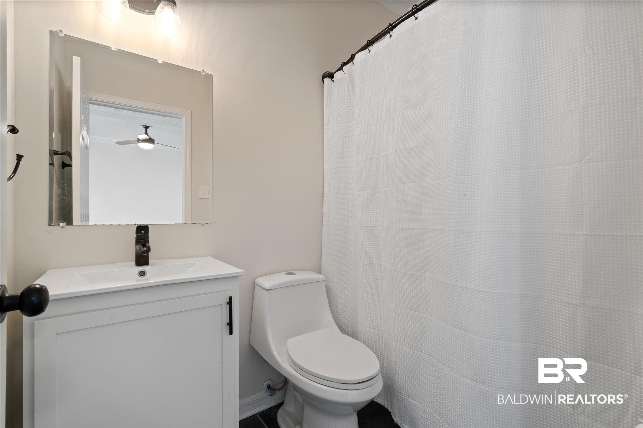 2400 Spring Hill Avenue Mobile, AL 36607 - Photo 40 of 50