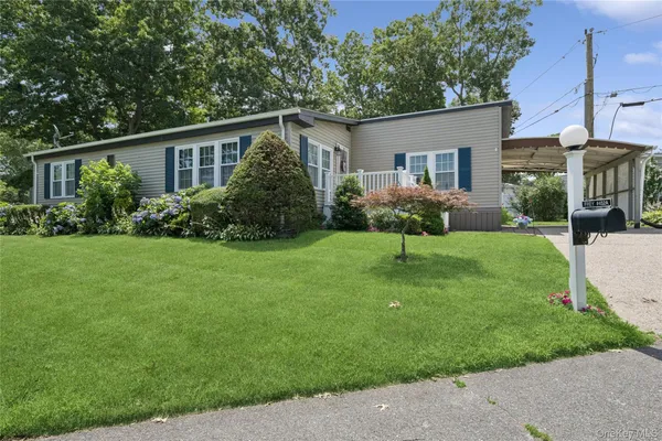 $250,000 | 1661 Old Country Road, Unit 452A, Riverhead, NY 11901