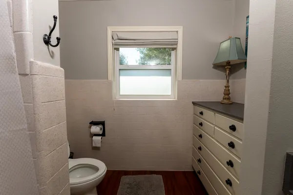 $600,000 | 1921 East Avenue, Katy, TX 77493