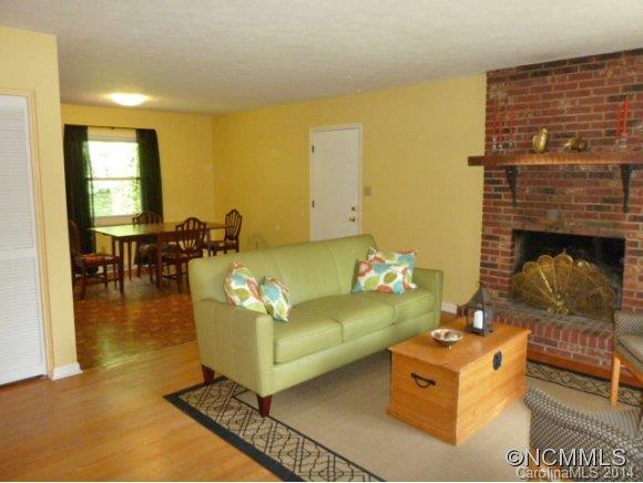 20 Meadowview Road Asheville, NC 28804 - Photo 5 of 23 Gallery Image 5