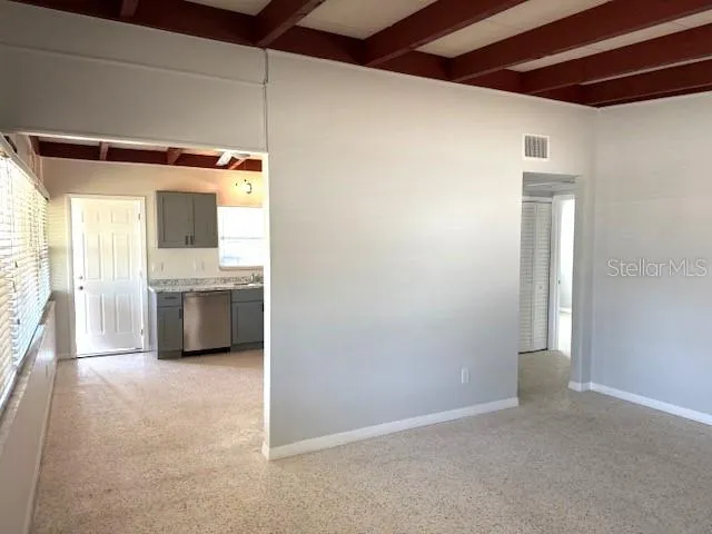 a view of utility room