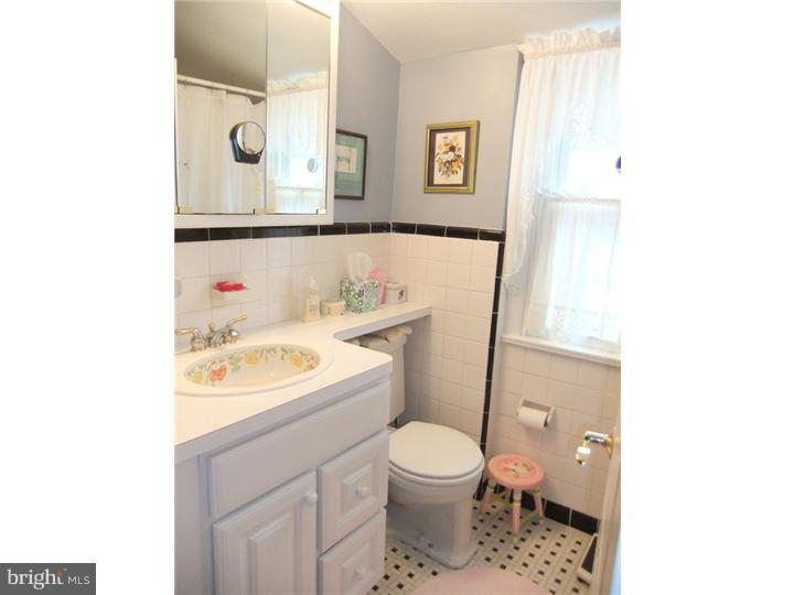 366 Southcroft Road Springfield, PA 19064 - Photo 14 of 21