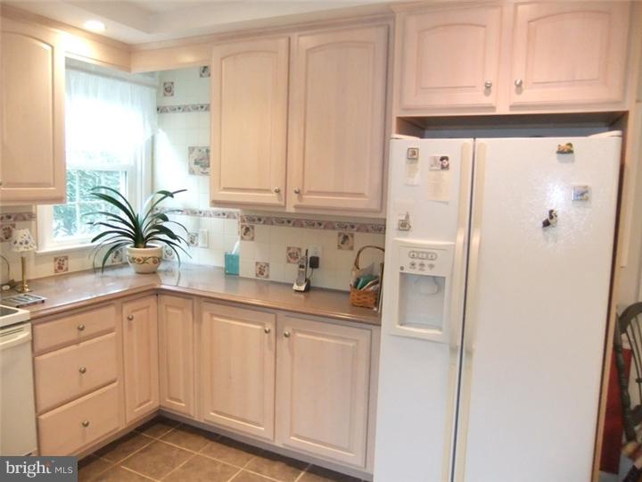 366 Southcroft Road Springfield, PA 19064 - Photo 7 of 21