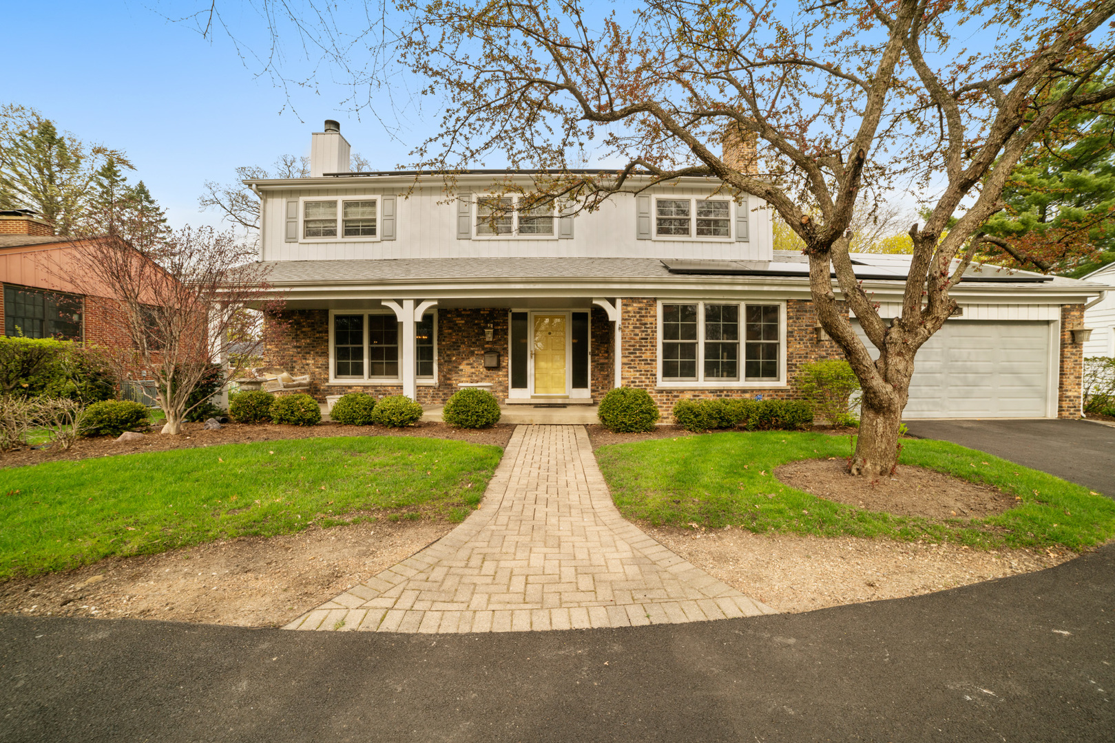235 Green Bay Road Lake Bluff, IL 60044 - Photo 1 of 29
