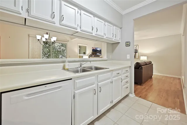 $300,000 | 19901 Henderson Road, Unit C, Cornelius, NC 28031