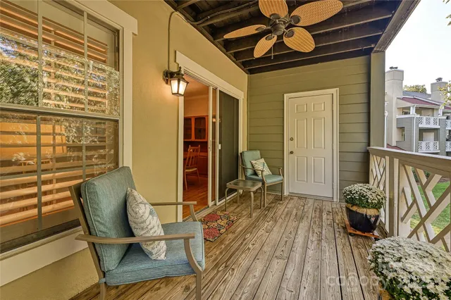 $300,000 | 19901 Henderson Road, Unit C, Cornelius, NC 28031